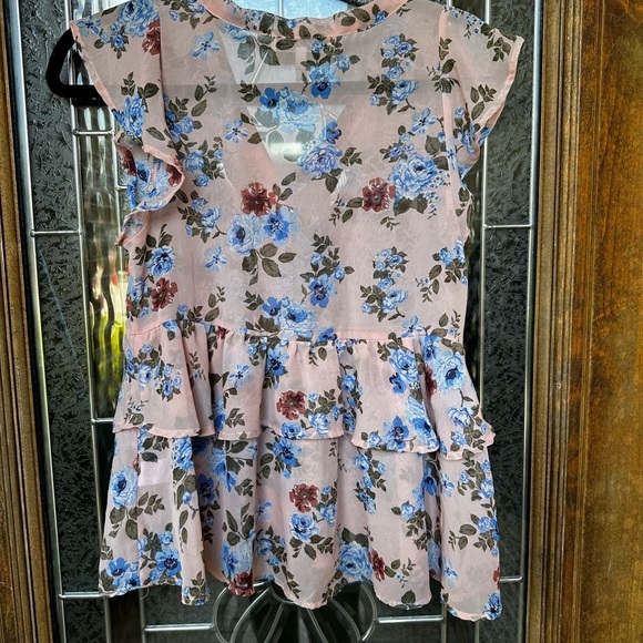 Crave Fame Pink and Blue Floral Blouse - Picture 4 of 7